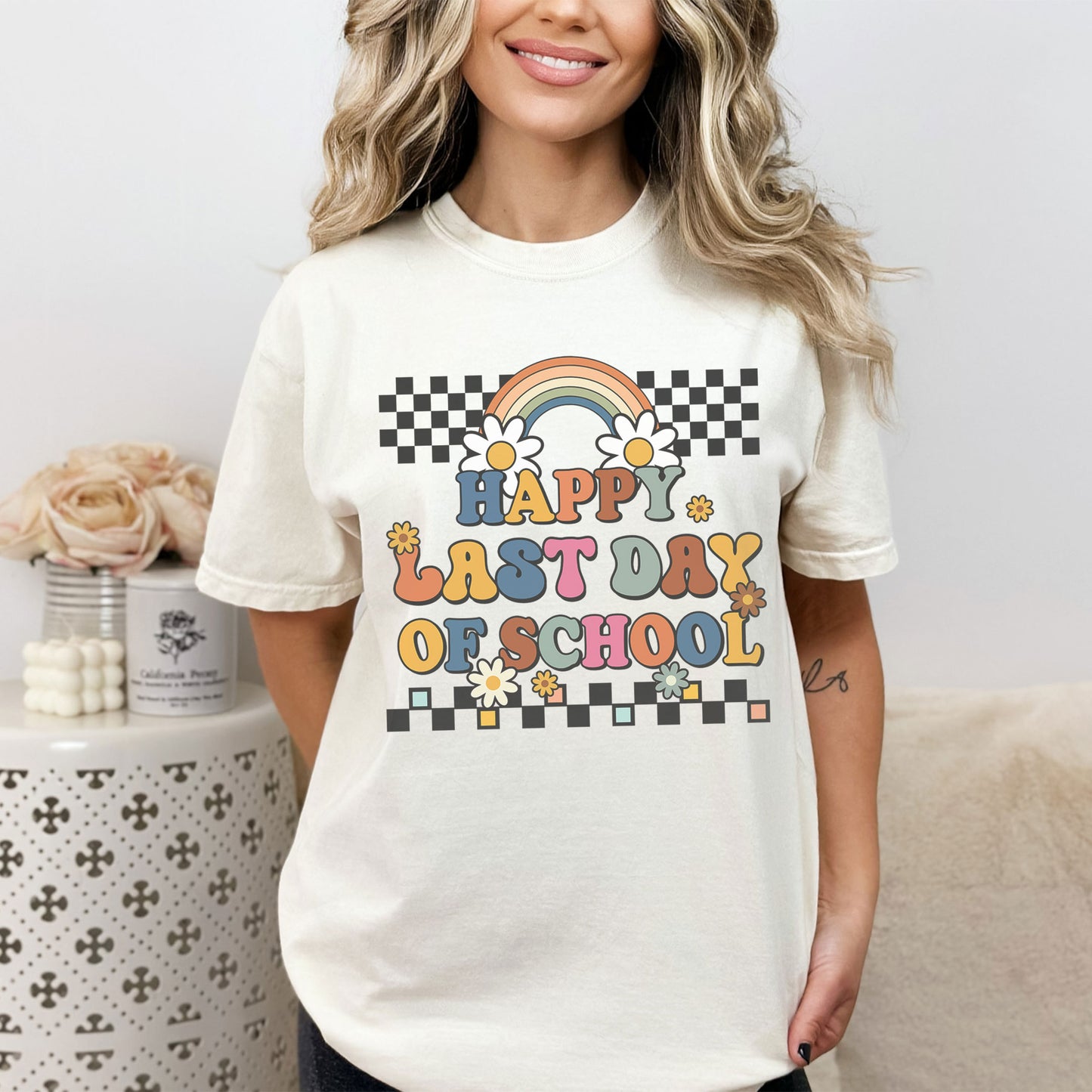 Happy Last Day Of School Teacher T-Shirt, Retro Rainbow Teacher Team Shirt