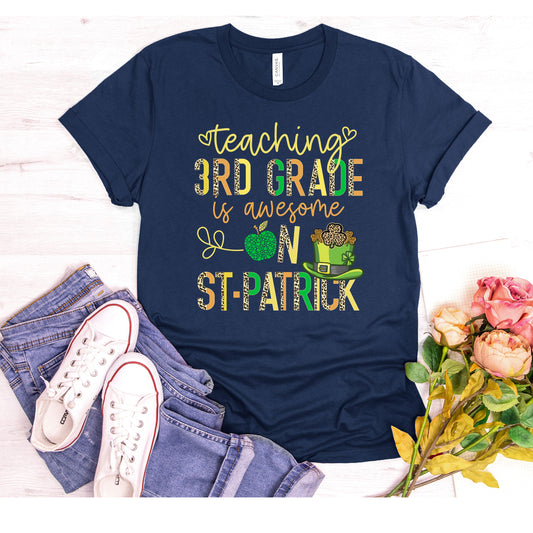 Teaching 3RD Grade Teacher St Patrick's Day T-Shirt - Lucky To Be A Third Grade School Teacher Team