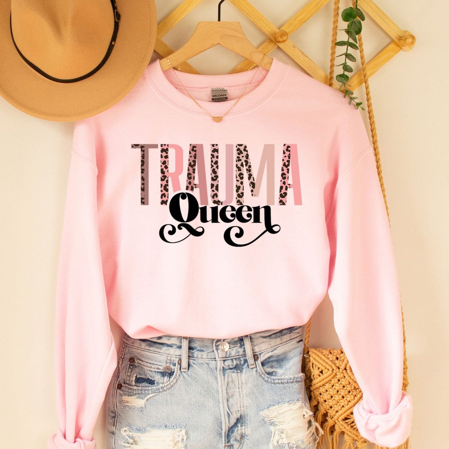 Trauma Queen Sweatshirt, Emergency Room Nurse Sweater, Critical Care Staff Gifts, ICU Nurse Team, Trauma Nurse Graduation School Undergrad