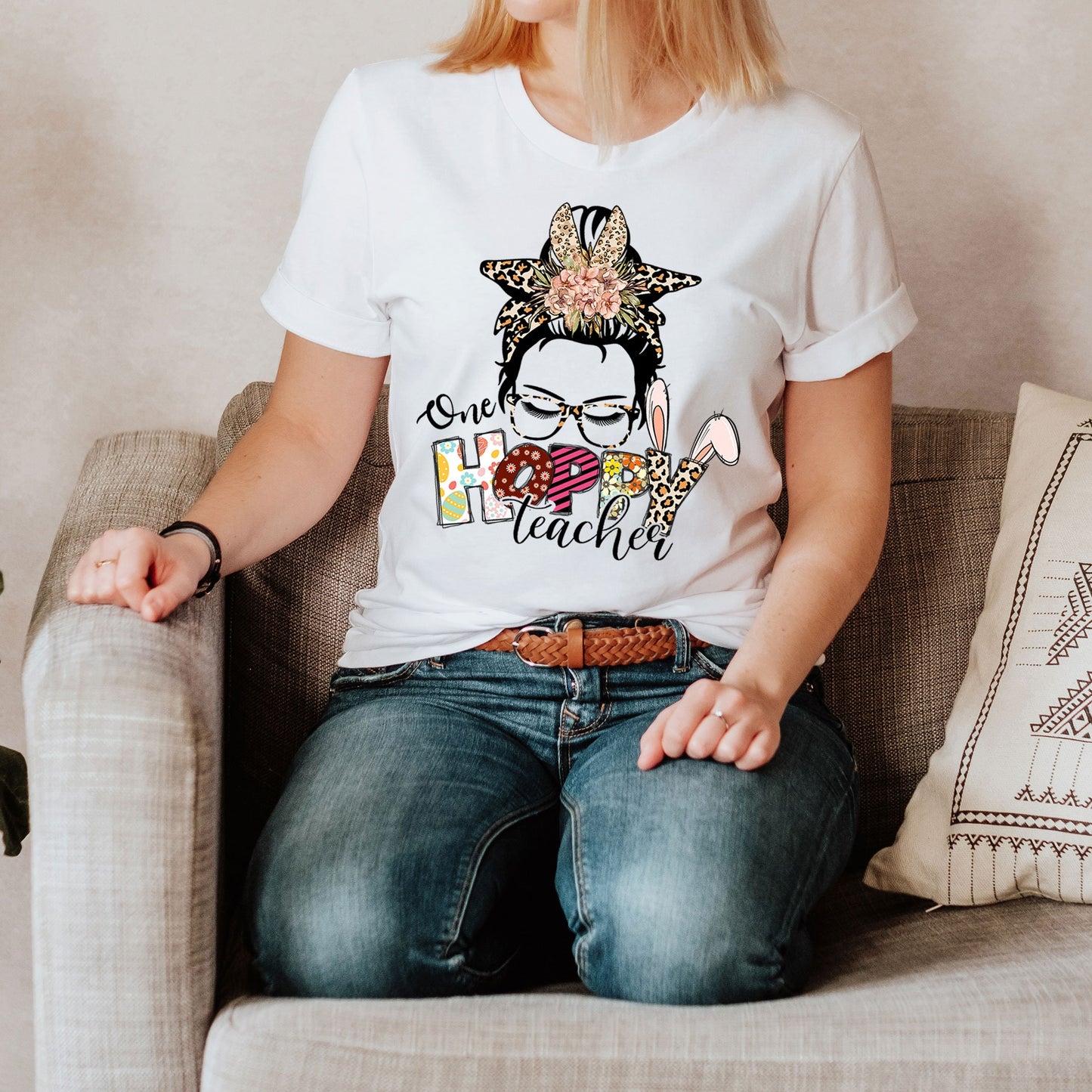 One Hoppy Teacher Shirt, School Teacher Easter Team, Egg Hunting Easter Shirt for Teachers Easter Teacher Gift Kinder Preschool Teachers Tee